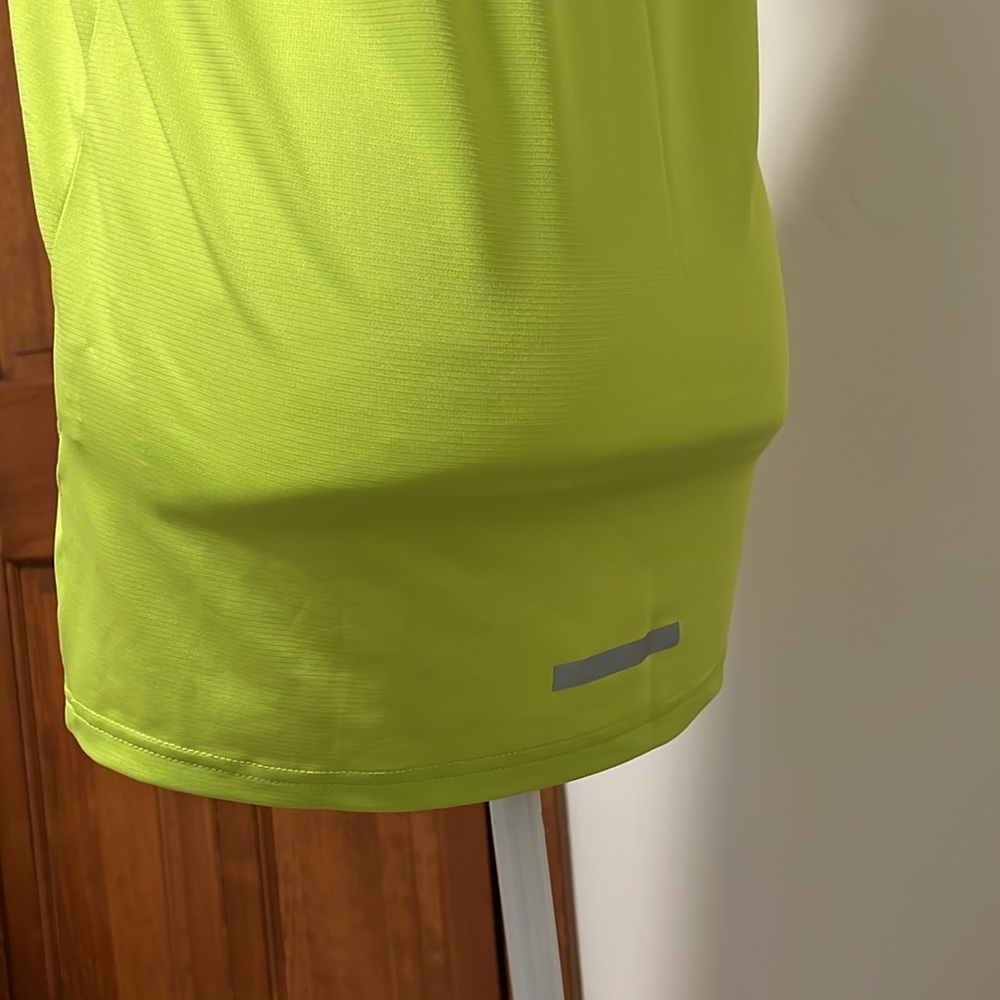 Calvin Klein Neon Green Tank Top - Picture 4 of 4